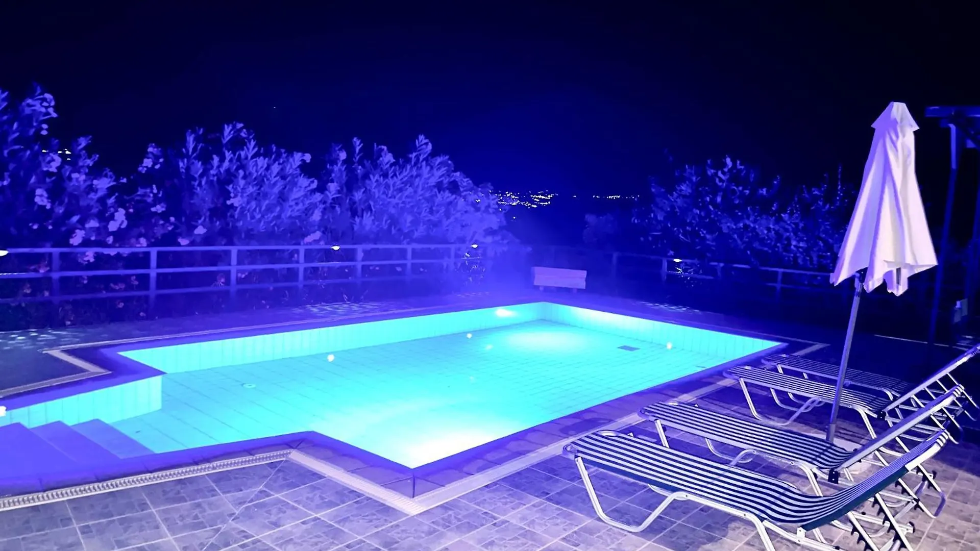 Villa Varkoula Lixouri 0*,  Greece